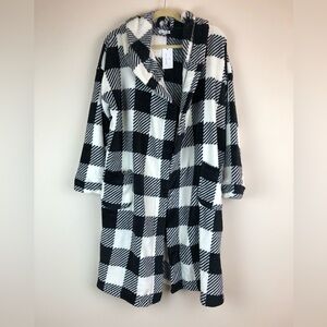 Vera Bradley - Hooded Checkered Buffalo Plaid Fleece Bath Robe (Missing Belt)